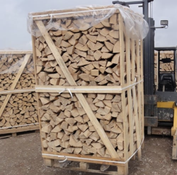 Palette de bois sec 3 stères livrée en province Liège/Luxembourg ( sans livraison )